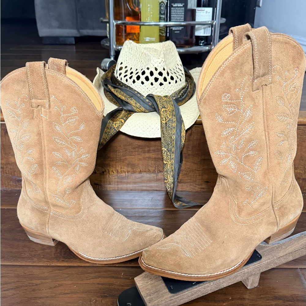 Shyanne Embroidered Woman Tan Cowboy Boots - Picture 7 of 7